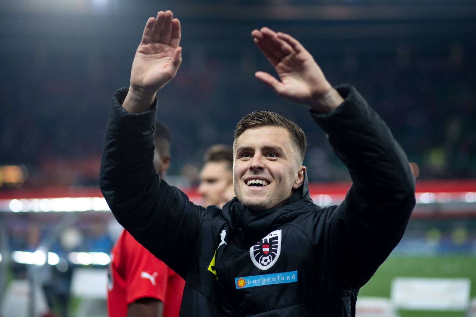 Christoph Baumgartner Oesterreich, 19 jubelt ueber den Sieg und bedankt sich bei den Fans, AUT, Oesterreich vs Deutschland, Fussball Nationalmannschaft Herren, Freundschaftsspiel, Saison 2023/2024, 21.11.2023 DFB regulations prohibit any use of photographs as image sequences and/or quasi-video AUT, Oesterreich vs Deutschland, Fussball Nationalmannschaft Herren, Freundschaftsspiel, Saison 2023/2024, 21.11.2023 Wien *** Christoph Baumgartner Austria, 19 celebrates the victory and thanks the fans, AUT, Austria vs Germany, mens national football team, friendly match, 2023 2024 season, 21 11 2023 DFB regulations prohibit any use of photographs as image sequences and or quasi video AUT, Austria vs Germany, mens national football team, friendly match, 2023 2024 season, 21 11 2023 Vienna Copyright: xx EP_MMR,Image: 823937623, License: Rights-managed, Restrictions: Credit images as "Profimedia/ IMAGO", Model Release: no, Credit line: Eibner-Pressefoto/Memmler / imago sportfotodienst / Profimedia