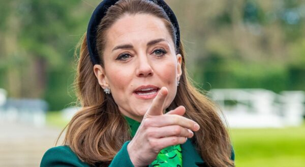 London, UNITED KINGDOM  - Catherine, Kate Middleton, Princess of Wales was admitted to The London Clinic yesterday for a planned abdominal surgery, which was successful, and it is expected that she will remain in the hospital for ten to fourteen days, before returning home to continue her recovery. Based on the current medical advice, she is unlikely to return to public duties until after Easter.

*UK Clients - Pictures Containing Children
Please Pixelate Face Prior To Publication*,Image: 838055625, License: Rights-managed, Restrictions: RIGHTS: WORLDWIDE EXCEPT IN GERMANY, NETHERLANDS, Model Release: no, Pictured: Catherine, Kate Middleton, Princess of Wales, Credit line: BACKGRID / Backgrid USA / Profimedia