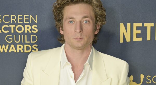 24 February 2024 - Los ANgeles, California - Jeremy Allen White. 30th Annual Screen Actors Guild Awards at The Shrine Auditorium and Expo Hall.,Image: 851963763, License: Rights-managed, Restrictions: , Model Release: no, Credit line: Billy Bennight / ADMedia / Profimedia