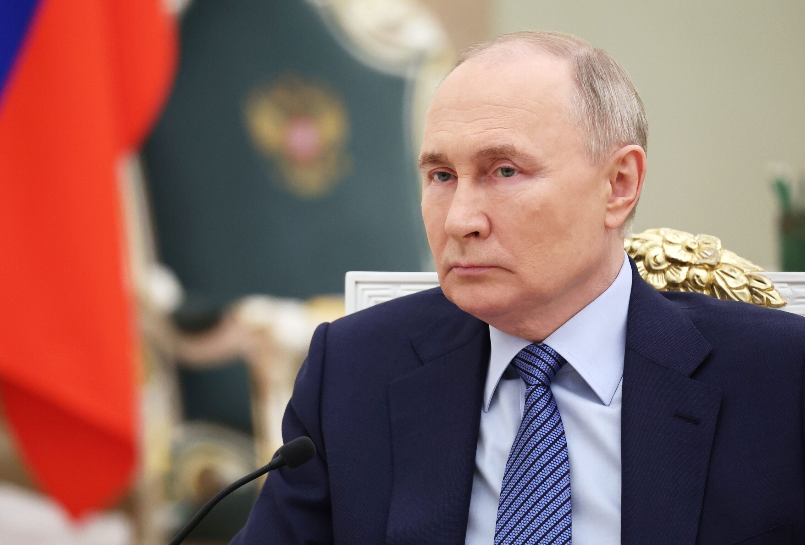 epa11217174 Russian President Vladimir Putin meets with winners of the Leaders of Russia national management competition at the Kremlin in Moscow, Russia, 12 March 2024.  EPA/SERGEI SAVOSTYANOV/SPUTNIK/KREMLIN POOL MANDATORY CREDIT