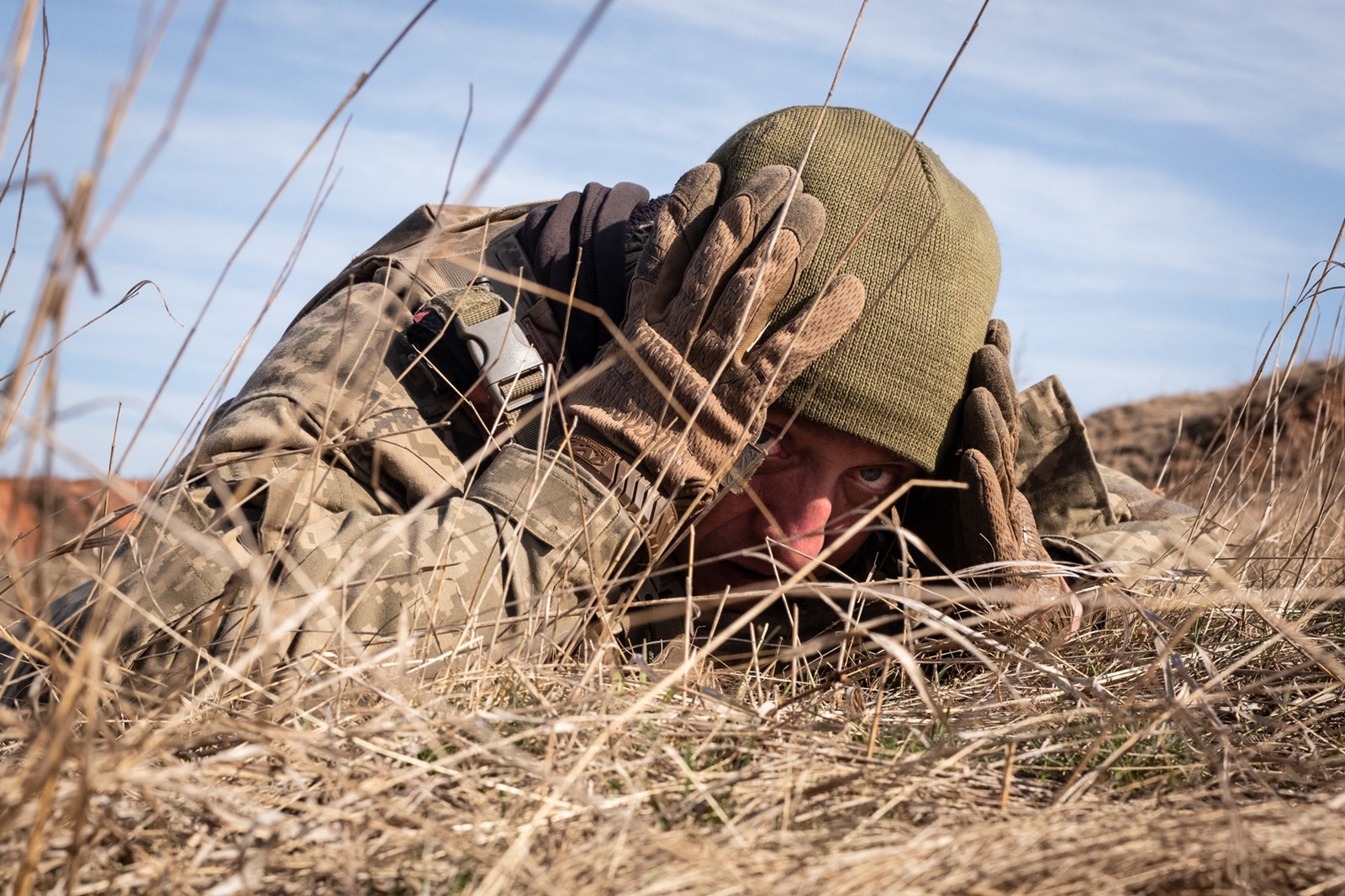DONETSK OBLAST, UKRAINE - MARCH 20: Ukrainian soldiers conduct combat drills as the war between Russia and Ukraine continues in Donetsk Oblast, Ukraine on March 20, 2024. Wolfgang Schwan / Anadolu,Image: 858351962, License: Rights-managed, Restrictions: , Model Release: no, Credit line: AA/ABACA / Abaca Press / Profimedia