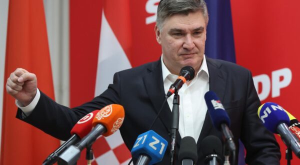 16.03.2024., Zagreb - U sredisnjici SDP-a odrzana je sjednica Glavnog odbora SDP-a na kojoj su se obratili Predja Grbin i predsjednik Zoran Milanovic. Photo: Sanjin Strukic/PIXSELL