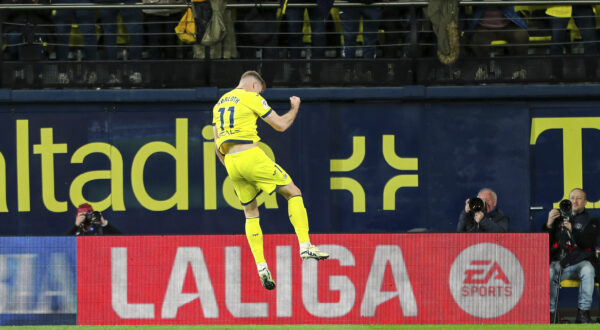 Alexander Sorloth of Villarreal celebrates a goal during the Spanish league, La Liga EA Sports, football match played between Valencia CF and Atletico de Madrid at Mestalla stadium on April 1, 2024, in Valencia, Spain. AFP7 01/04/2024 (Europa Press via AP)