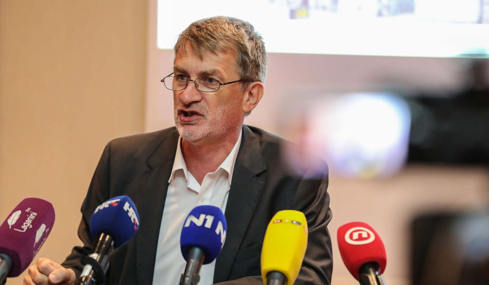 01.09.2020., Zagreb - Stranka s Imenom i Prezimenom i Pametno odrzali su konferenciju za medije u hotelu Westin na temu prijedloga cjelovite obnove Grada Zagreba i okolice, umjesto povrsne sanacije opasnih posljedica potresa koju predlaze Vlada. Ivica Relkovic Photo: Jurica Galoic/PIXSELL