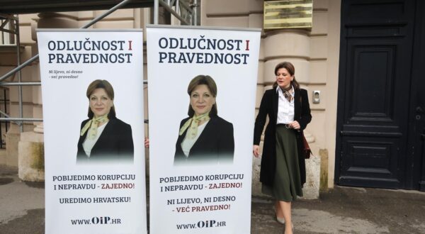 02.04.2024., Zagreb - Karolina Vidovic Kristo, predsjednica stranke Odlucnost i pravednost dala je izjavu za medije ispred zgrade DORH-a Photo: Zeljko Hladika/PIXSELL
