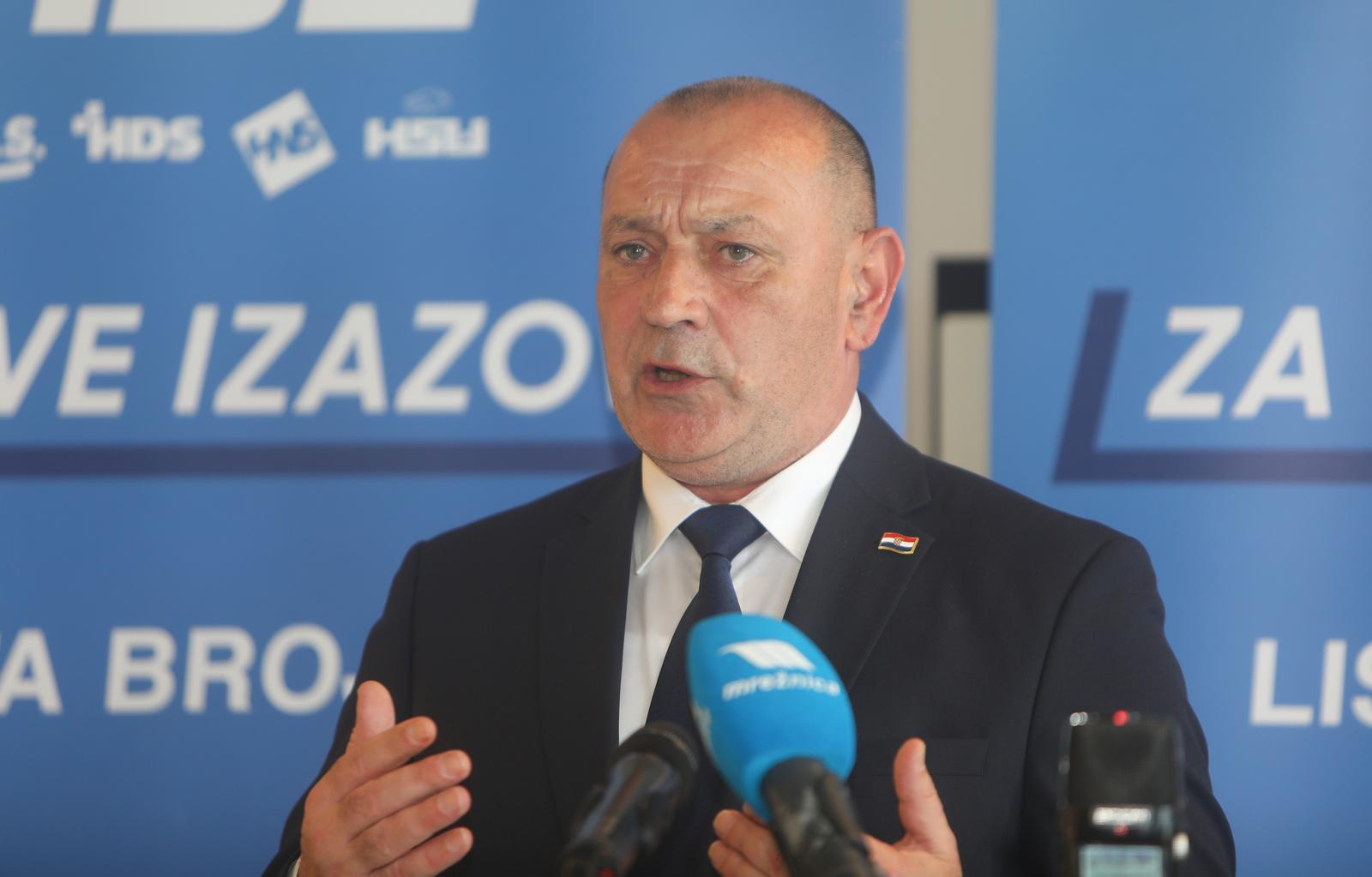 02.04.2024., Karlovac - Predstavljanje kandidata HDZ-a za VII. izbornu jedinicu. Nositelj liste je Tomo Medved Photo: Kristina Stedul Fabac/PIXSELL