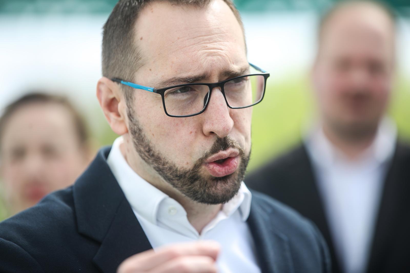 03.04.2024.., Zagreb - Gradonacelnik Grada Zagreba Tomislav Tomasevic i njegovi zamjenici Danijela Dolenec i Luka Korlaet odrzali su konferenciju za medije na temu razvoja rekreacijsko-sportskog centra Jarun. Photo: Slavko Midzor/PIXSELL