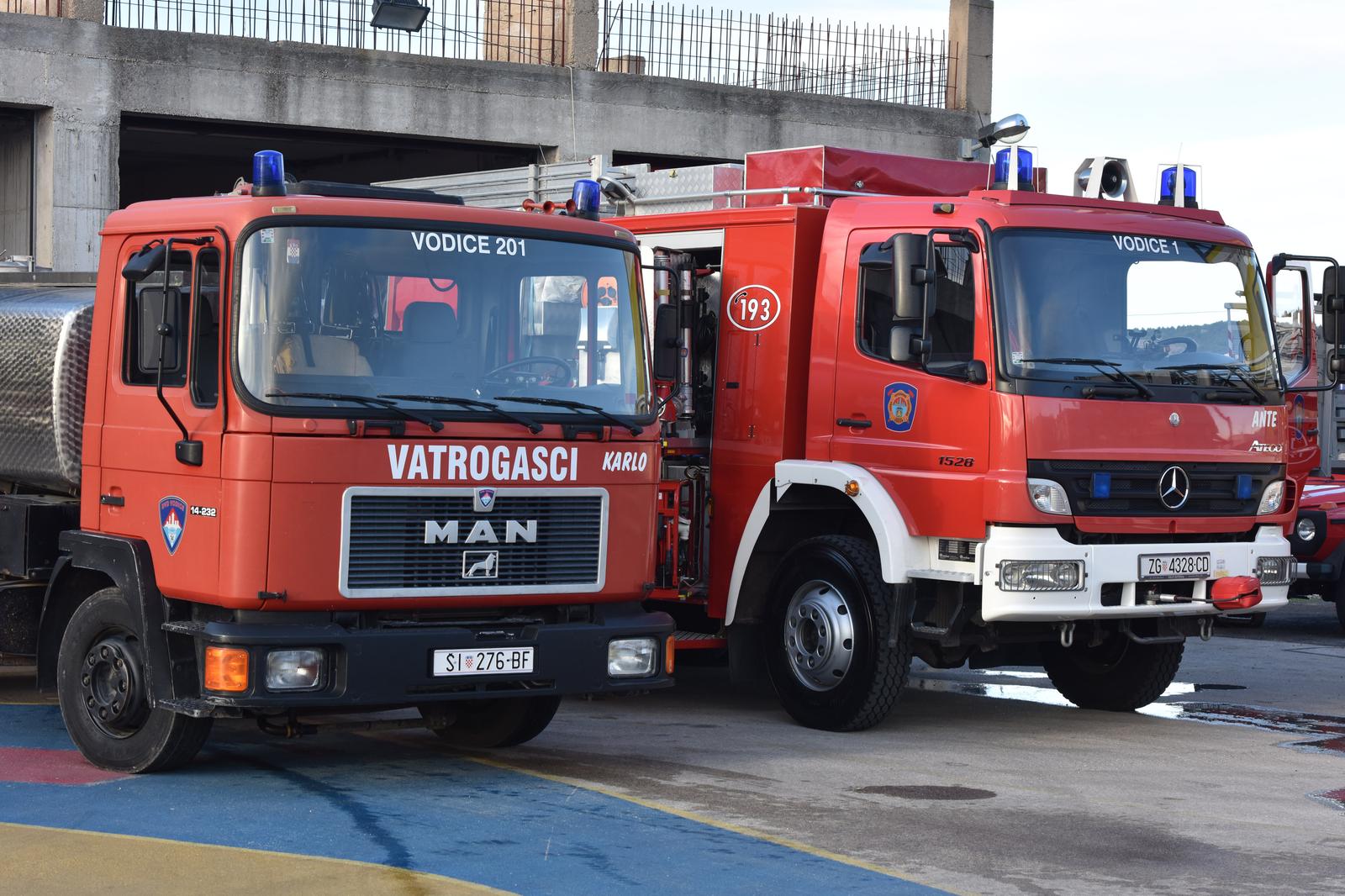 Vatrogasna vozila i oprema DVD-a Vodice 05.01.2019., Vodice - Vatrogasna vozila i oprema DVD-a Vodice. rPhoto: Hrvoje Jelavic/PIXSELL