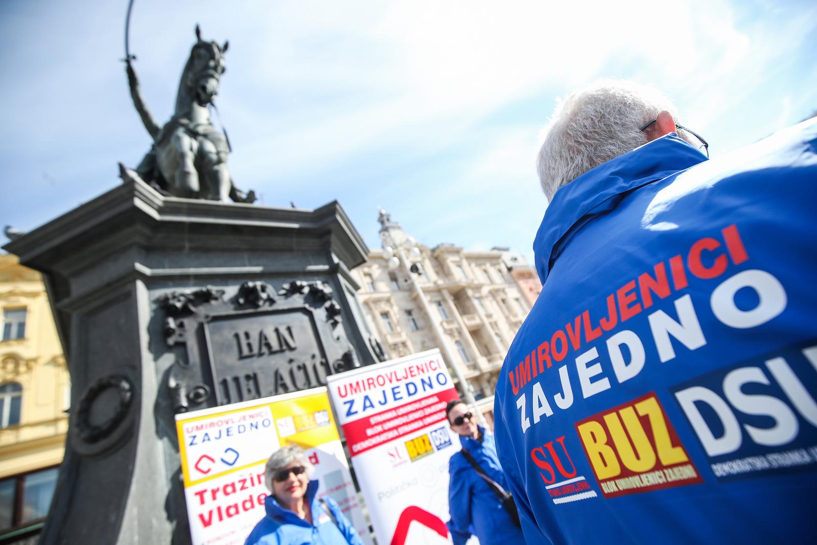 05.04.2024.., Zagreb - Na trgu Bana Josipa Jelacica koalicija Umirovljenici zajedno odrzali su konferenciju za novinare na kojoj su pojasnili zasto smatraju da je dan odrzavanja parlamentarnih izbora takodjer i dan kada se za 1,2 milijuna umirovljenika odrzava svojevrstan referendum uz pitanje: "Zelite li vece mirovine odmah u prosjeku za 200 eura... ili ostanak u siromastvu?" Photo: Slavko Midzor/PIXSELL