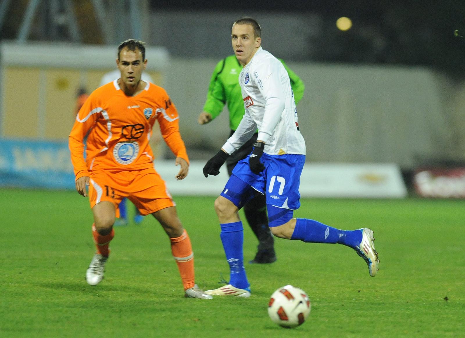 26.11.2011.,stadion Subicevac, Sibenik - 16. kolo MAXtv 1. HNL, NK Sibenik - NK Hajduk.Tonci Kukoc i Boris Pesicr"nPhoto: Hrvoje Jelavic/PIXSELL
