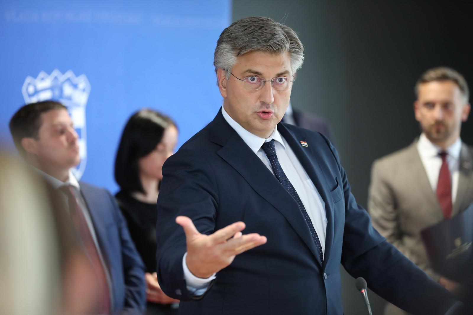 Andrej Plenković nakon što je njegova Vlada usvojila jedan od paketa mjera pomoći građanima i tvrtkama