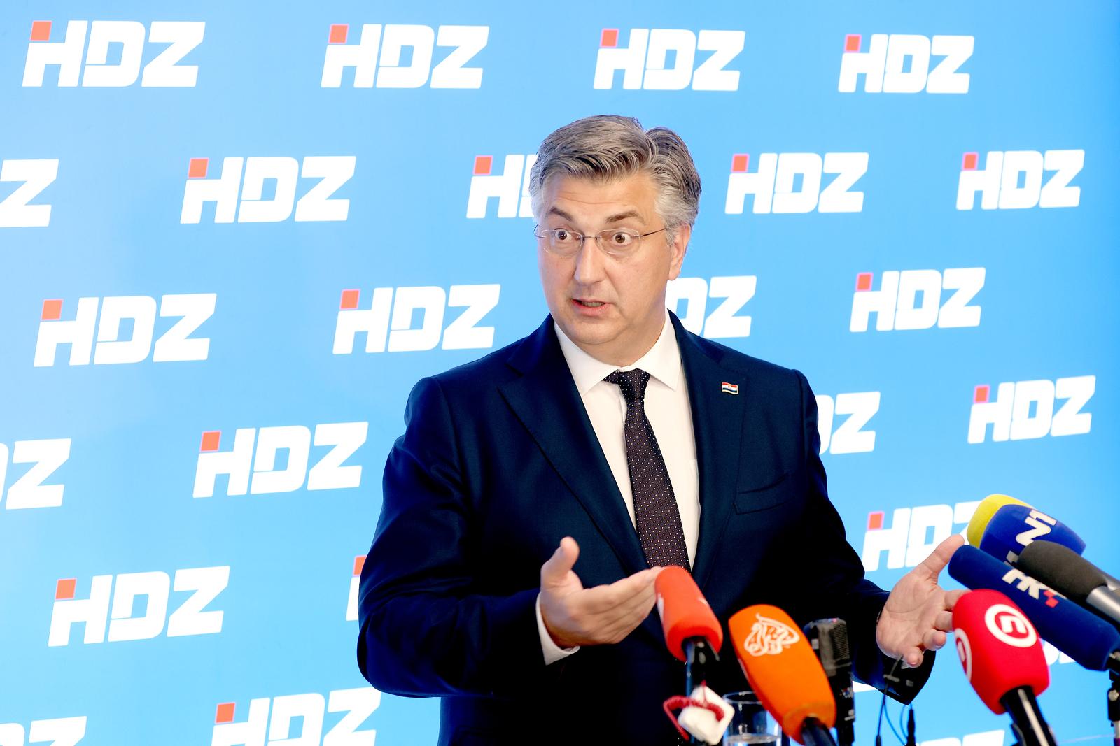 15.04.2024., Zagreb - Povodom zavrsetka kampanje za parlamentarne izbore 2024. predsjednik HDZ-a Andrej Plenkovic odrzao je konferenciju za medije u sjedistu stranke. Photo: Patrik Macek/PIXSELL