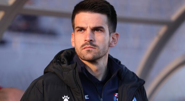 16.01.2022.,Split- Na Poljudu odigrana prijateljska nogometna utakmica izmedju Hajduka i Sirokog Brijega. Trener SIrokog Jure Ivankovic.
Photo:Ivo Cagalj/PIXSELL Photo: Ivo Cagalj/PIXSELL
