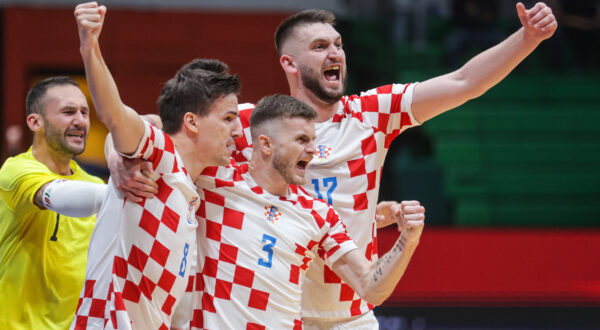 16.04.2024., KC Drazen Petrovic, Zagreb - Druga utakmica dodatnih kvalifikacija za plasman na Svjetsko prvenstvo u futsalu, Hrvatska - Poljska. Antonio Sekulic, Dario Marinovic, Duje Kustura Photo: Luka Stanzl/PIXSELL