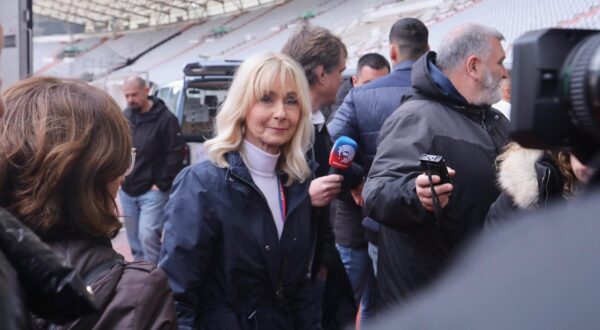 17.01.2023., Split - Grupa splitskih sportskih novinara '4N' i ove godine je organizirala tradicionalnu humanitarnu akciju 'Tone hrane za splitske beskucnike', tijekom koje su uz pomoc brojnih sportasa i sportskih klubova prikupili hranu i higijenske potrepstine za socijalnu samoposlugu i splitske beskucnike o kojima brine Udruga 'MoSt'.Danas su prikupljena sredstva i urucena na Poljudu. Photo: Ivo Cagalj/PIXSELL