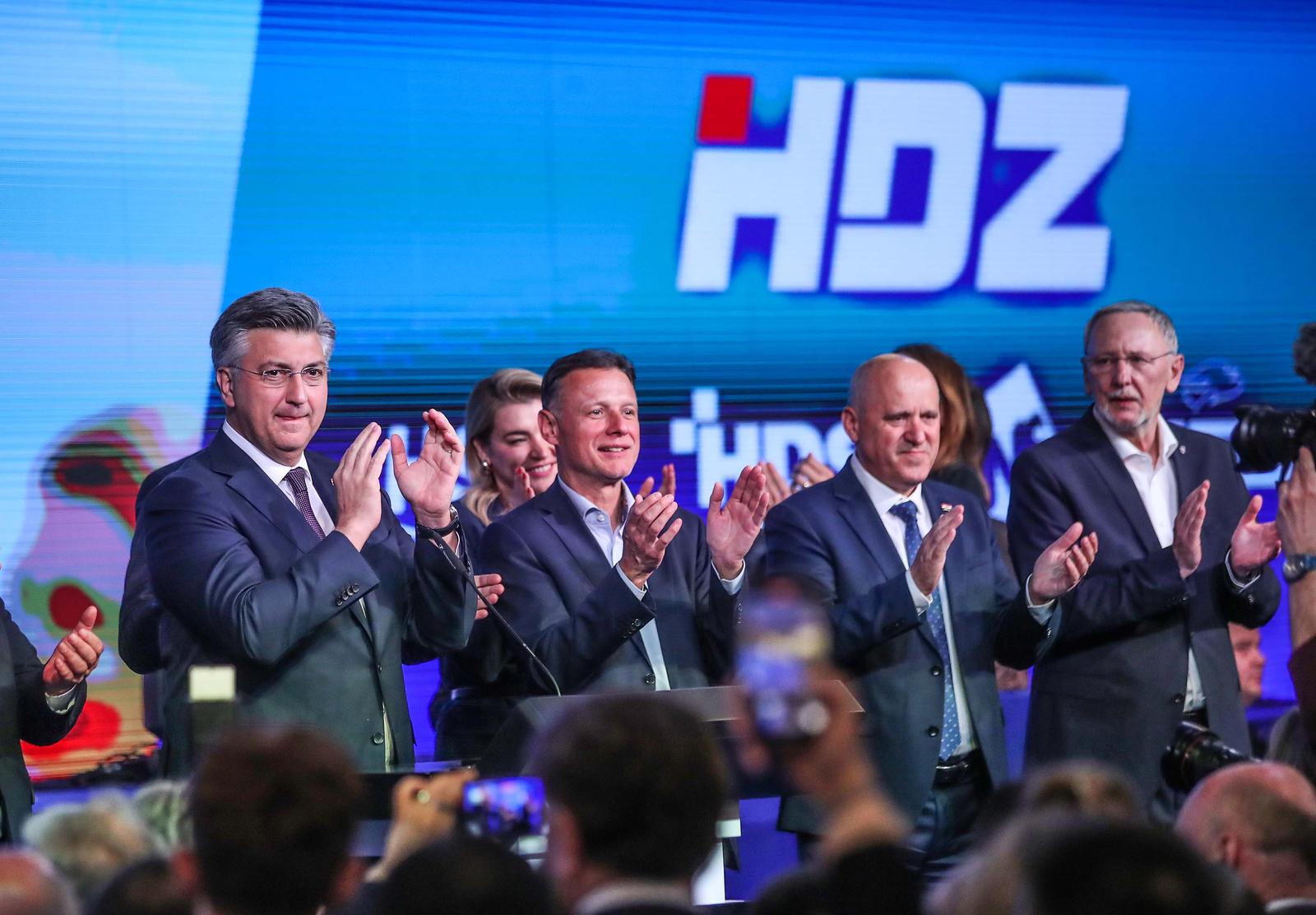 17.04.2024., Zagreb - Docek izbornih rezultata za Hrvatski saboru u stozeru Hrvatske demokratske zajednice (HDZ), Hrvatsko socijalno-libaralne stranke (HSLS), Hrvatske demokrscanske stranke (HDS), Hrvatske narodne stranke (HNS) i Hrvatske stranke umirovljenika (HSU) u hotelu Westin. Andrej Plenkovic Photo: Slavko Midzor/PIXSELL