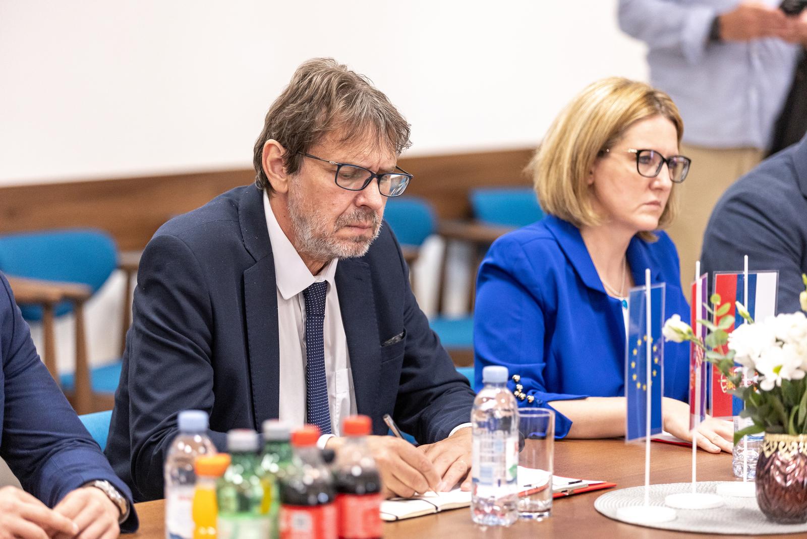 17.06.2022., Vukovar - S ciljem unapredjenja prava manjina i hrvatsko-srpskih odnosa nastavili su se razgovori Milorada Pupovca (SDSS) i Tomislava Zigmanova (DSHV). Photo: Davor Javorovic/PIXSELL