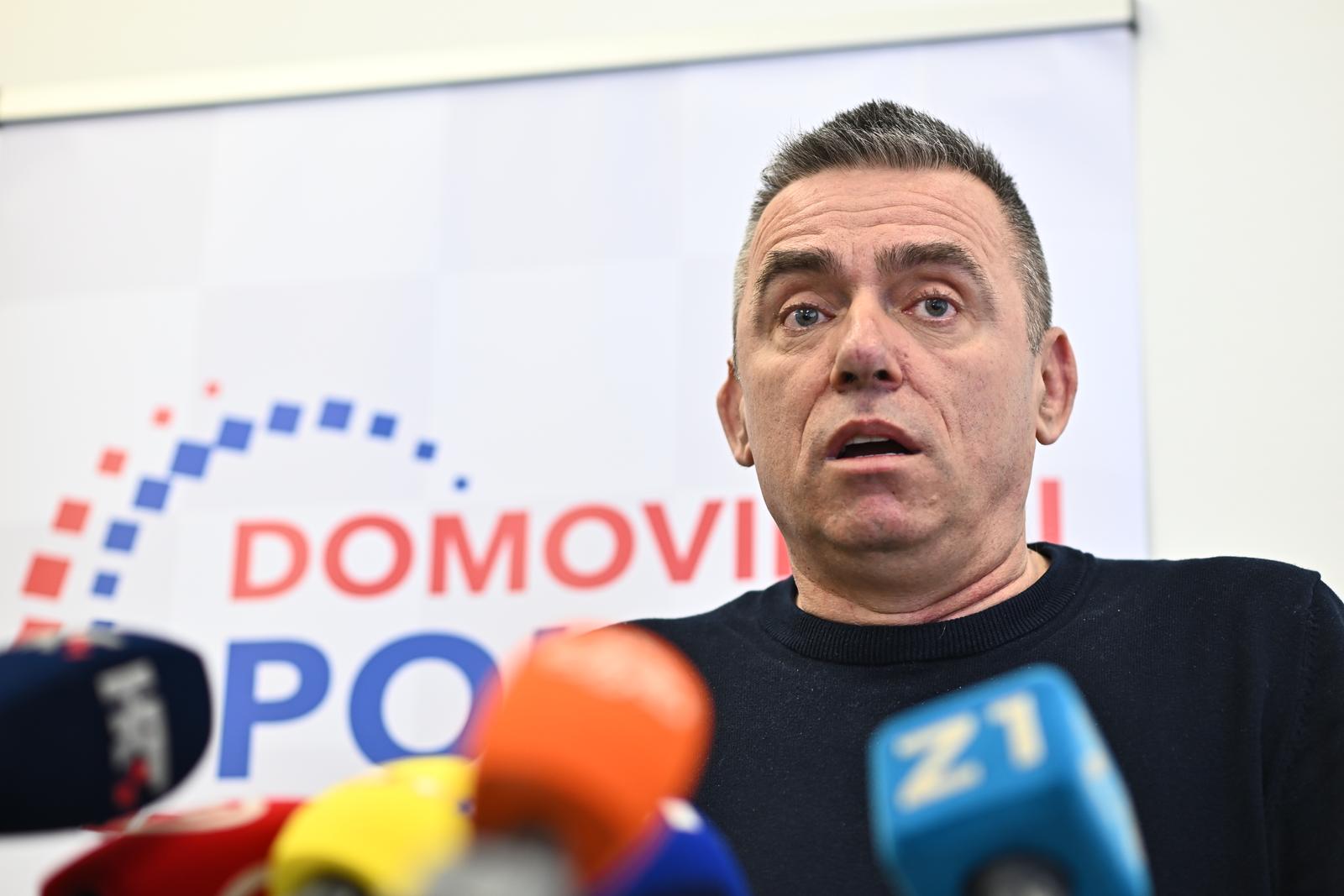 18.03.2024., Zagreb - Saborski zastupnik Domovnskog pokreta Stipo Mlinaric odrzao je konferenciju za medije u sredisnjici Domovinskog pokreta u Vlaskoj ulici na kojoj se osvrnuo na odluku Ustavnog suda RH o kandidaturi predsjednika RH Zorana Milanovica na parlamentarnim izborima. Photo: Neva Zganec/PIXSELL