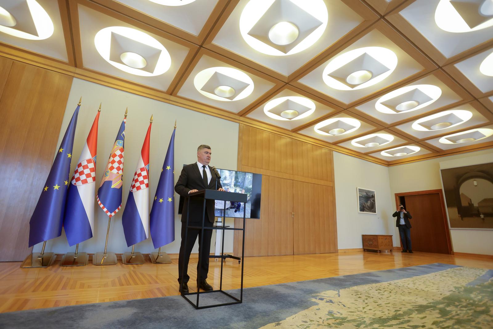 19.04.2024., Zagreb - Predsjednik Republike Zoran Milanovic na konferenciji za medije rekao je sto misli o odluci Ustavnog suda da on ni u kojem slucaju ne moze biti mandatar Vlade za sastav buduce vlade niti premijer Photo: Luka Stanzl/PIXSELL