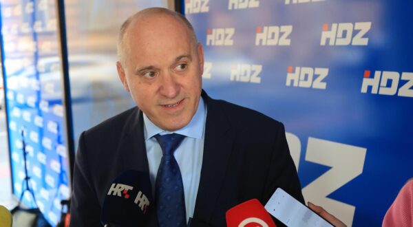 20.03.2024., Zagreb - Dolazak na sjednicu sireg Predsjednistva HDZ-a. Photo: Marko Prpic/PIXSELL