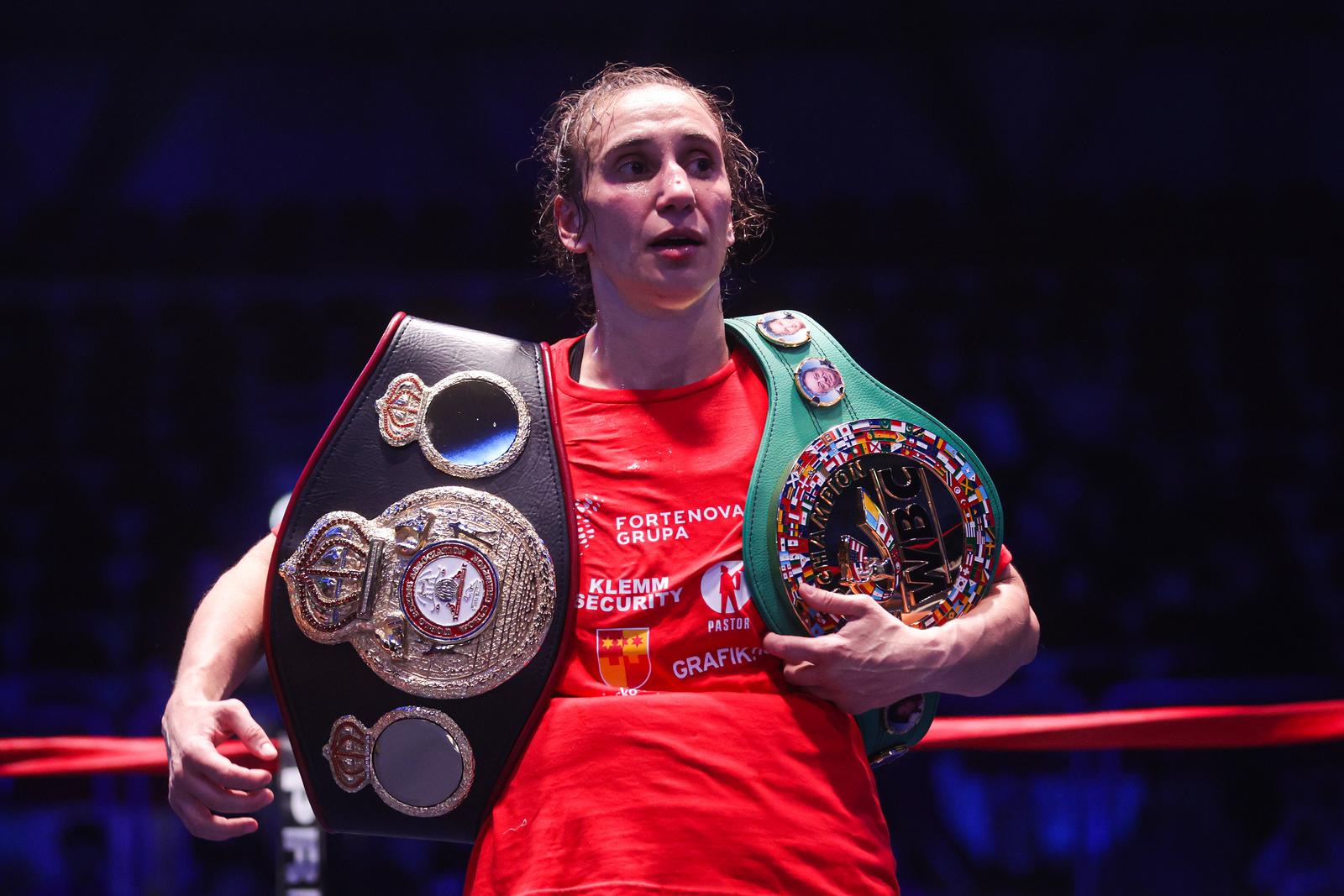 20.04.2024.,KC Drazen Petrovic, Zagreb - borba za WBC i WBA Interim svjetske titule. Ivana Habazin - Kinge Magyar.  Photo: Luka Stanzl/PIXSELL