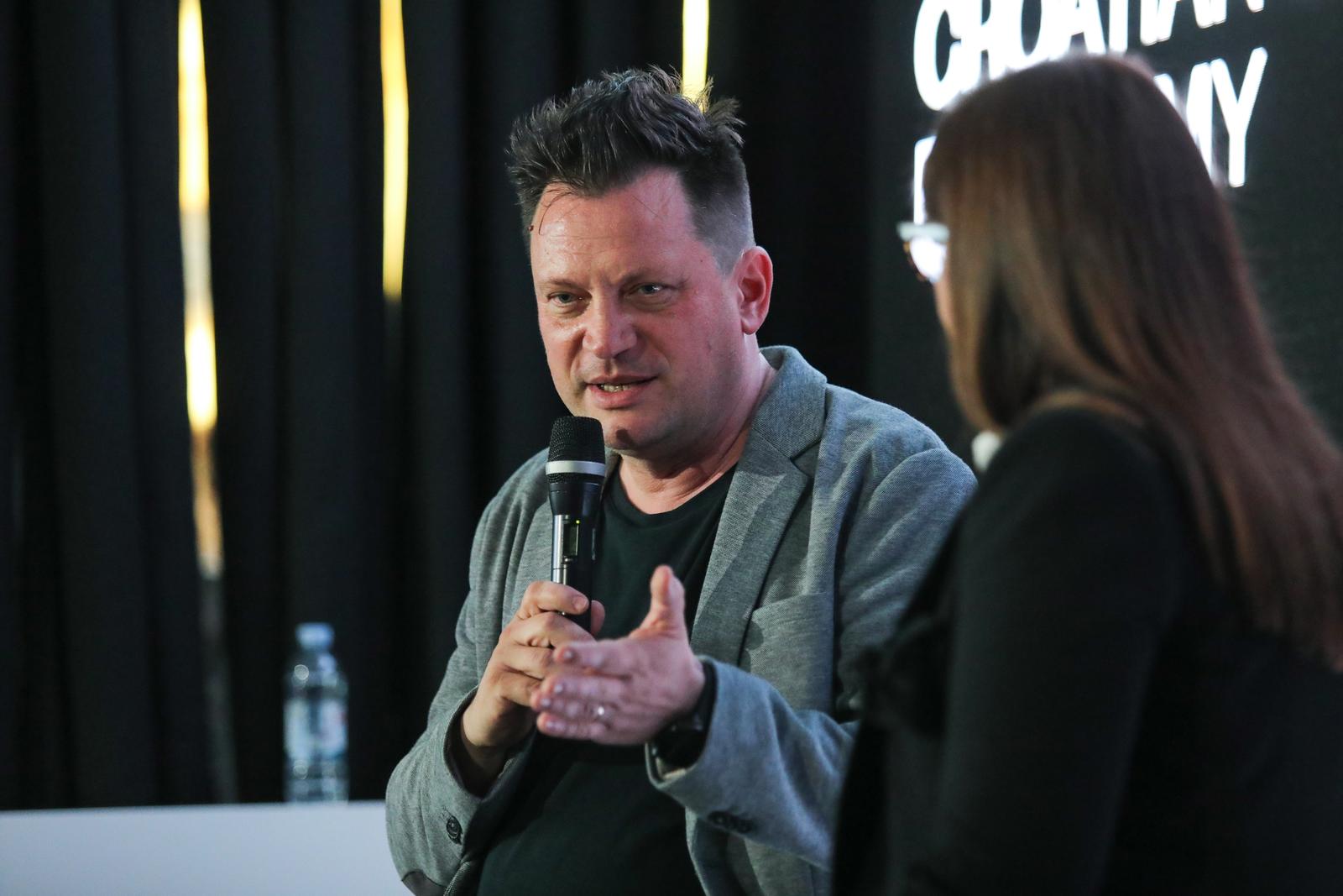 21.04.2023., Rovinj - 9. Dani komunikacija 2023. u Rovinju. Chat uz vatru, Pokazi mi novac! Filmska produkcija za dobar posao u Hrvatskoj. Dalibor Matanic scenarist i filmski redatelj i Jagoda Divic. Photo: Dubravka Petric/PIXSELL