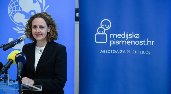 22.4.2024., Zagreb - Agencija za elektronicke medije i UNICEF, pod pokroviteljstvom Ministarstva kulture i medija te Ministarstva znanosti i obrazovanja, od 22. do 28. travnja organizirali su 7. dane medijske pismenosti. Ministrica Nina Obuljen Korzinek Photo: Josip Regovic/PIXSELL