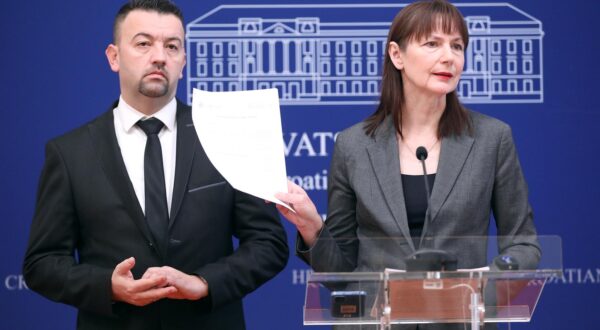 23.03.2023., Zagreb - Na konferenciji za medije Kluba Hrvatskih suverenista o temi: "Postupanje MVEP u slucaju Zambija" govorila je zastupnica Vesna Vucemilovic. Photo: Patrik Macek/PIXSELL