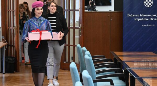 23.04.2024., Zagreb - Nina Skocak predala je kandidacijsku listu za Europski parlament Drzavnom izbornom povjerenstvu u Hrvatskom saboru. Photo: Davorin Visnjic/PIXSELL