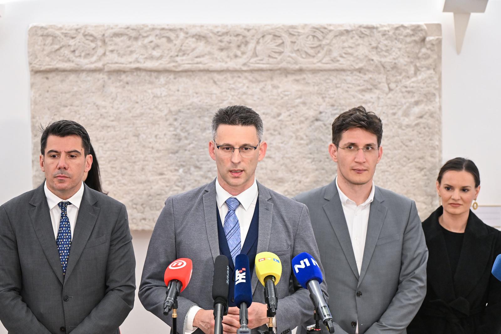 23.4.2024., Zagreb - Stranka Most predala je kandidacijske liste za Europski parlament. Photo: Neva Zganec/PIXSELL