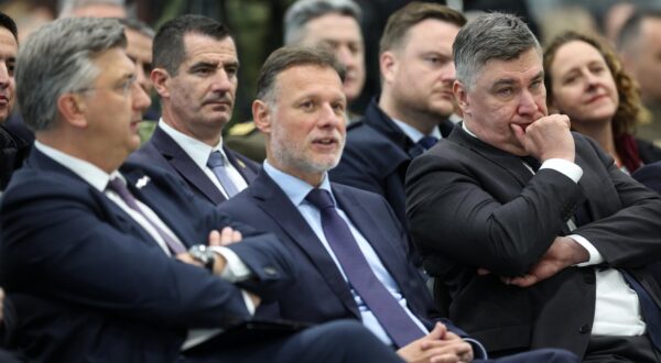 25.04.2024., Velika Gorica - Svecani docek prvih sest od ukupno 12 visenamjenskih borbenih aviona Rafale iz Francuske u vojarni "Pukovnik Marko Zivkovic". Gordan Jandrokovic, Zoran Milanovic. Photo: Igor Kralj/PIXSELL