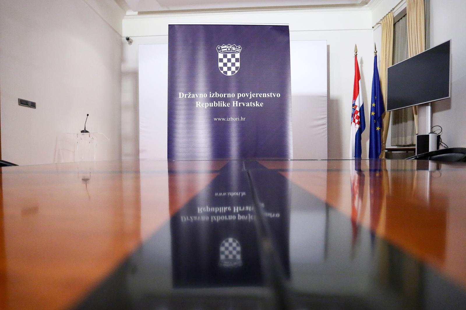 26.05.2019., Zagreb - U 23 sata, Drzavno izborno povjernstvo objavilo je prve nesluzbene rezultate Europskih izbora. rPhoto: Borna Filic/PIXSELL