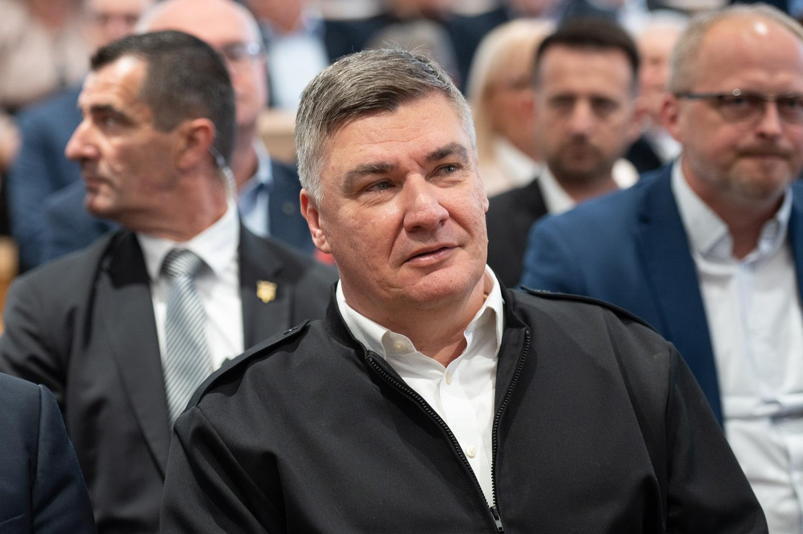 27.04.2024., Zlatar - Presjednik Zoran Milanovic sudjelovao je na svecanoj sjednici Gradskog vijeca Grada Zlatara Photo: Marko Juric/PIXSELL