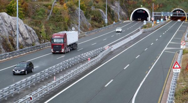 27.10.2023., Sv. Rok - Ulaz u tunel Sv. Rok. Photo: Sime Zelic/PIXSELL
