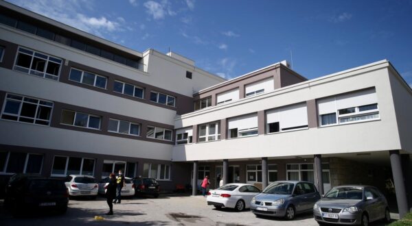 29.04.2020., Split - Odjel za plucne bolesti KB Firule.rPhoto:Ivo Cagalj/PIXSELL