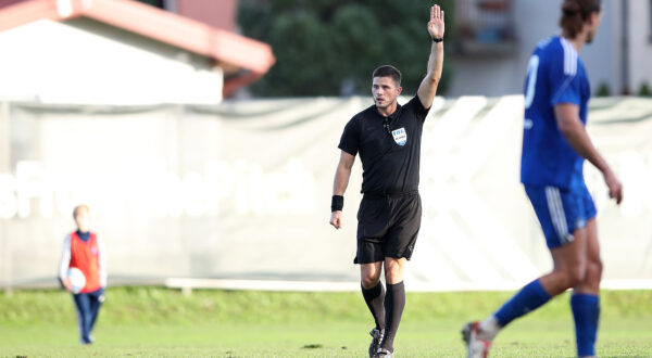 31.10.2023., SC Rudes, Zagreb - SuperSport Hrvatski nogometni kup, osmina finala, NK Rudes - NK Slaven Belupo. Sudac Patrik Kolaric. 
  Photo: Slavko Midzor/PIXSELL