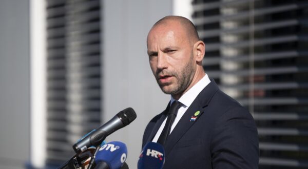 15.04.2024., Zagreb - U sklopu Svjetskog dana voda svecano je otvoreno Vodocrpiliste Kosnica kojim ce se povezati vodoopskrba istocnog dijela Zagrebacke zupanije u jedinstven regionalni vodoopskrbni sustav Zagrebacke zupanije  Zagreb istok. Na otvorenju su uz direktora Vodoopskrbe i odvodnje Zagrebacke zupanije d.o.o. Tomislava Mastena sudjelovali ministar gospodarstva i odrzivog razvoja Damir Habijan, generalni direktor Hrvatskih voda Zoran Durokovic, zagrebacki zupan Stjepan Kozic. Photo: Igor Soban/PIXSELL
