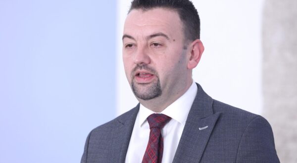 13.03.2024., Zagreb - Na konferenciji za medije odrzanoj u Saboru o aktualnim temama govorio je Marijan Pavlicek. Photo: Patrik Macek/PIXSELL