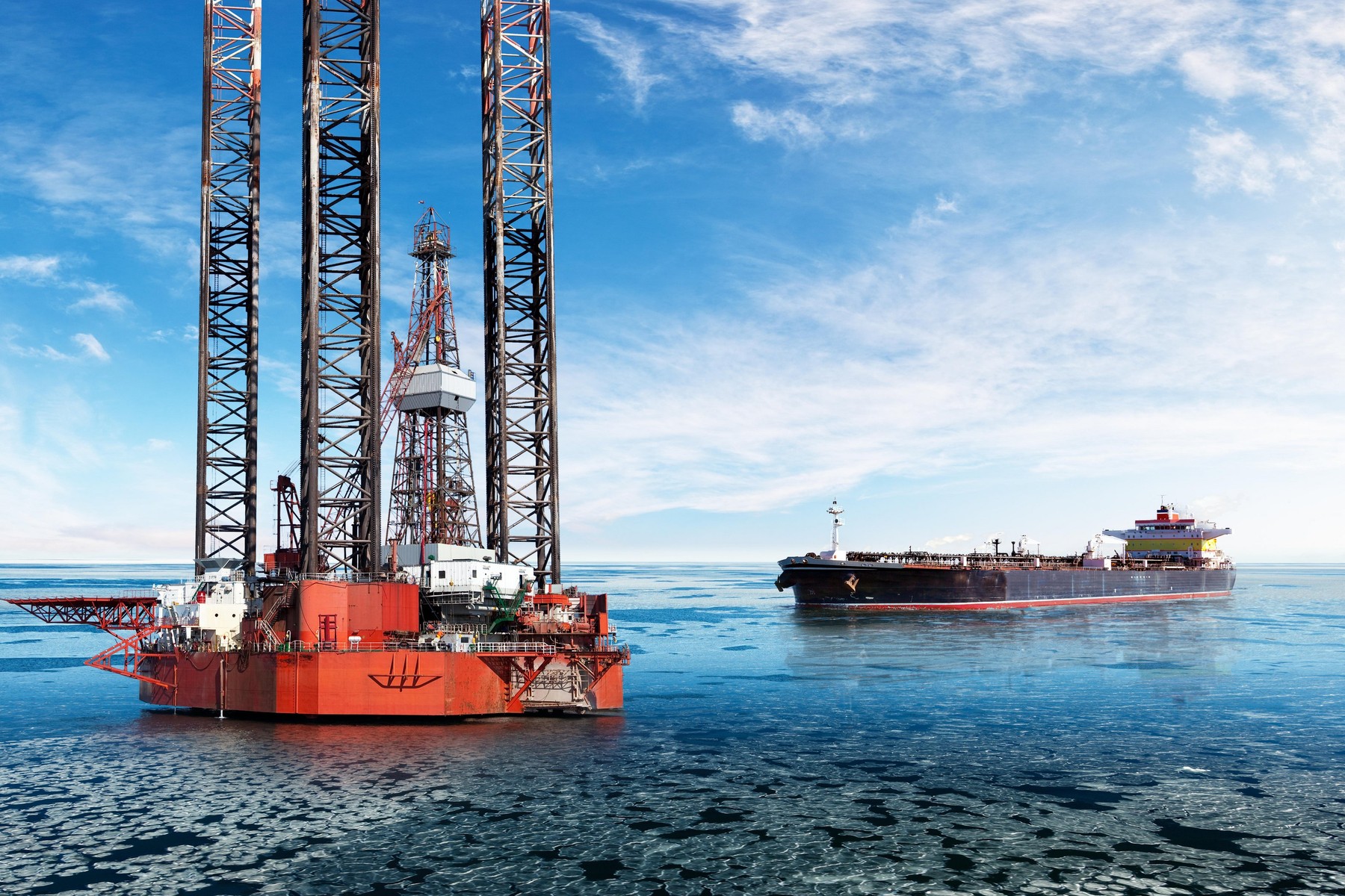 Oil Rig and tanker on offshore area at winter.,Image: 260451534, License: Royalty-free, Restrictions: , Model Release: no, Credit line: Dariusz Kuzminski / Alamy / Alamy / Profimedia
