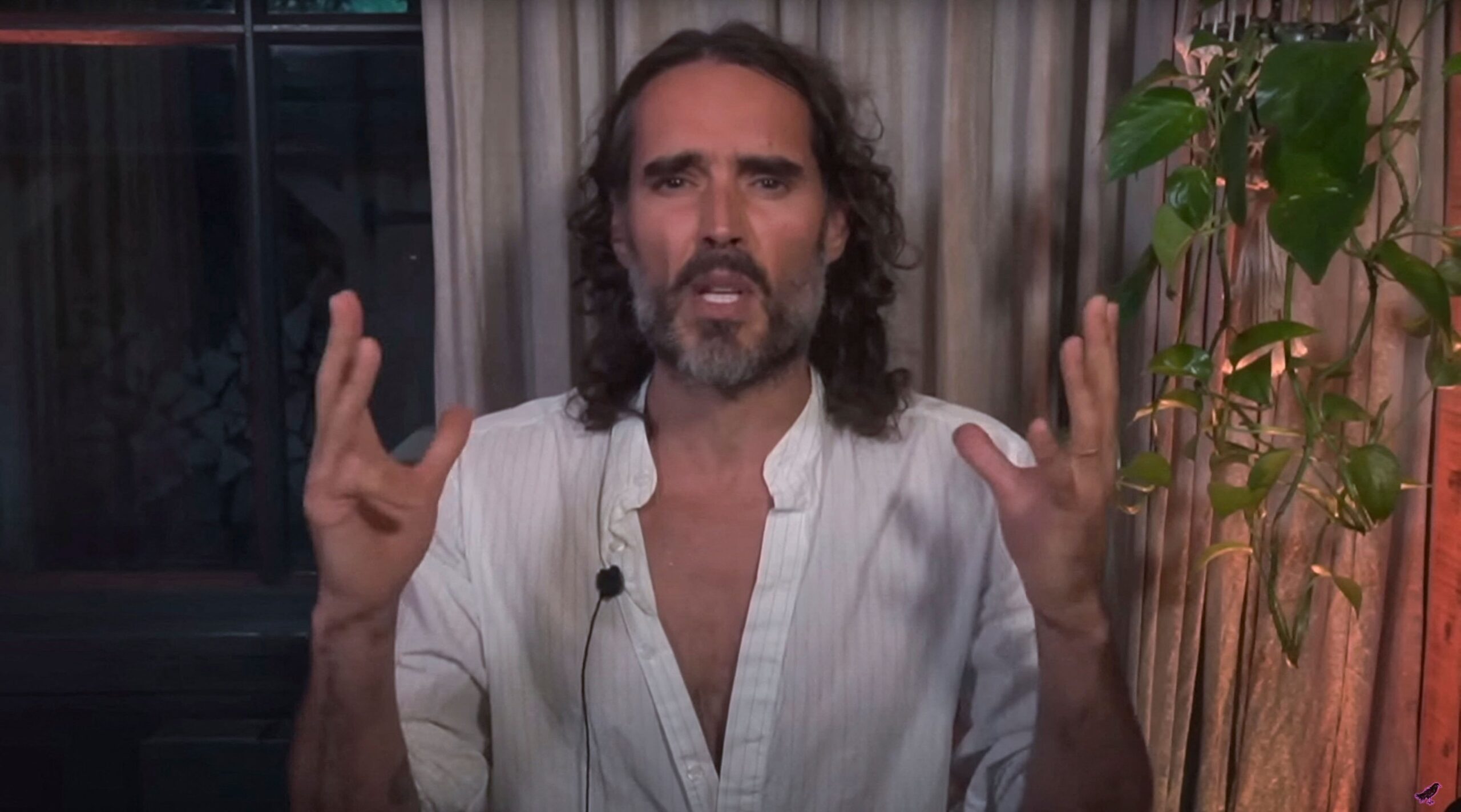 Screenshot of Russell Brand, latest post on social media, 2,Image: 812320944, License: Rights-managed, Restrictions: ***
HANDOUT image or SOCIAL MEDIA IMAGE or FILMSTILL for EDITORIAL USE ONLY! * Please note: Fees charged by Profimedia are for the Profimedia's services only, and do not, nor are they intended to, convey to the user any ownership of Copyright or License in the material. Profimedia does not claim any ownership including but not limited to Copyright or License in the attached material. By publishing this material you (the user) expressly agree to indemnify and to hold Profimedia and its directors, shareholders and employees harmless from any loss, claims, damages, demands, expenses (including legal fees), or any causes of action or allegation against Profimedia arising out of or connected in any way with publication of the material. Profimedia does not claim any copyright or license in the attached materials. Any downloading fees charged by Profimedia are for Profimedia's services only. * Handling Fee Only 
***, Model Release: no, Credit line: WALTER / Bestimage / Profimedia