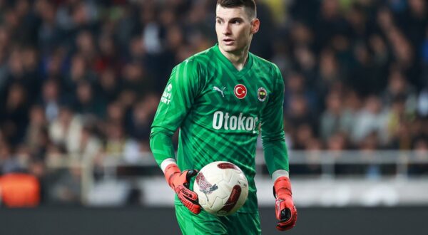 MERSIN, TURKIYE - MARCH 02: Livakovic (40) of Fenerbahce in action during the Turkish Super Lig week 28 football match between Atakas Hatayspor and Fenerbahce at Mersin Stadium in Mersin, Turkiye on March 02, 2024. Eren Bozkurt / Anadolu,Image: 852984116, License: Rights-managed, Restrictions: , Model Release: no, Credit line: AA/ABACA / Abaca Press / Profimedia