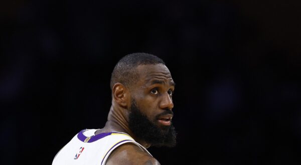 LOS ANGELES, CALIFORNIA - APRIL 27: LeBron James #23 of the Los Angeles Lakers during game four of the Western Conference First Round Playoffs at Crypto.com Arena on April 27, 2024 in Los Angeles, California.,Image: 868657477, License: Rights-managed, Restrictions: , Model Release: no, Credit line: RONALD MARTINEZ / Getty images / Profimedia