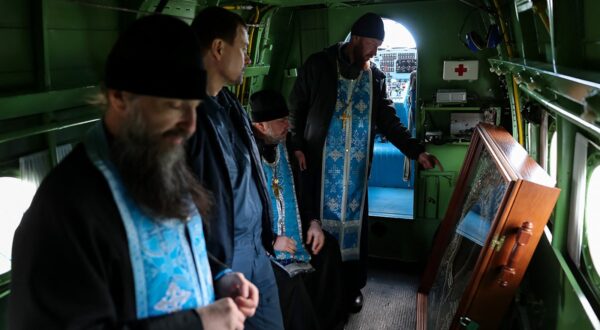 In this handout picture released by the Kurgan region branch of the Russian Orthodox Church on April 11, 2024 Orthodox priests conduct a service with a miraculous icon of the Mother of God aboard an Antonov An-2 plane during an aerial monitoring flight with emergencies specialists over the Kurgan region as part of anti-flood measures.,Image: 864219048, License: Rights-managed, Restrictions: RESTRICTED TO EDITORIAL USE - MANDATORY CREDIT "AFP PHOTO / Kurgan region branch of the Russian Orthodox Church" - NO MARKETING NO ADVERTISING CAMPAIGNS - DISTRIBUTED AS A SERVICE TO CLIENTS, ***
HANDOUT image or SOCIAL MEDIA IMAGE or FILMSTILL for EDITORIAL USE ONLY! * Please note: Fees charged by Profimedia are for the Profimedia's services only, and do not, nor are they intended to, convey to the user any ownership of Copyright or License in the material. Profimedia does not claim any ownership including but not limited to Copyright or License in the attached material. By publishing this material you (the user) expressly agree to indemnify and to hold Profimedia and its directors, shareholders and employees harmless from any loss, claims, damages, demands, expenses (including legal fees), or any causes of action or allegation against Profimedia arising out of or connected in any way with publication of the material. Profimedia does not claim any copyright or license in the attached materials. Any downloading fees charged by Profimedia are for Profimedia's services only. * Handling Fee Only 
***, Model Release: no, Credit line: Handout / AFP / Profimedia