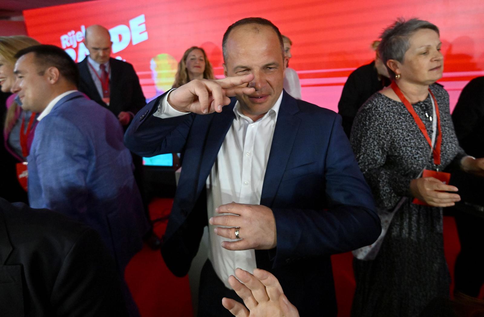 17.04.2024., Zagreb - Docek izbornih rezultata za Hrvatski saboru u stozeru koalicije Rijeke pravde koju cine Socijaldemokratska partija Hrvatske (SDP), Centar, Hrvatska seljacka stranka (HSS), "Dalija Oreskovic i ljudi s imenom i prezimenom", Narodna stranka Reformisti i Gradjansko-liberalni savez (GLAS) u prostorijama SDP-a na Trgu Drage Iblera.  Sinisa Hajdas Doncic Photo: Marko Lukunic/PIXSELL