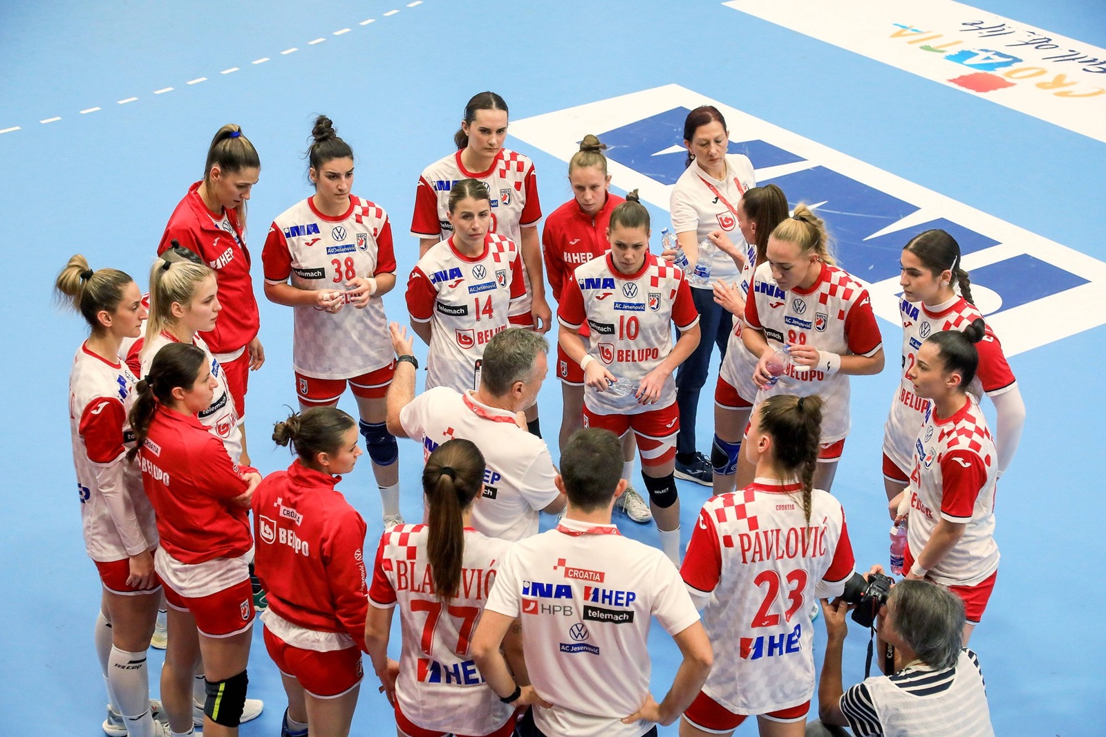 Croatia, Novigrad, 271123. Croatia Cup 2023, sports hall Novigrad. The match between the women s national teams of Croatia and Montenegro. Photo: / CROPIX Copyright: xxGoranxSebelicx hrvatska_crna_gora42-271123,Image: 824755992, License: Rights-managed, Restrictions: Credit images as "Profimedia/ IMAGO", Model Release: no, Credit line: Goran Sebelic / imago sportfotodienst / Profimedia
