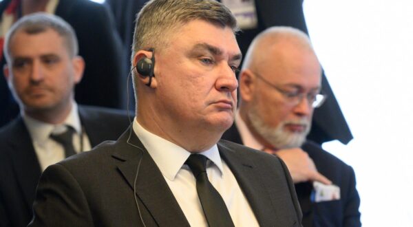 22.04.2024., Slovenija, Brdo kod Kranja - Plenarna sjednica sefova drzava sudionika sastanka povodom obiljezavanja 20 godina clanstva Slovenije u Europskoj uniji. predsjednik RH Zoran Milanovic Photo: Davor Puklavec/PIXSELL