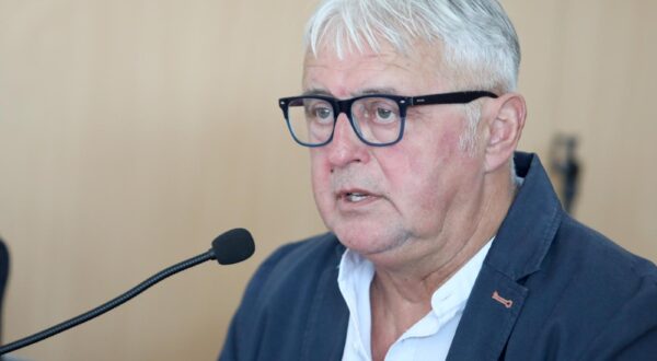 14.05.2024., Sibenik - U gradskloj knjiznici "Juraj Sizgoric" odrzan je 4. mediteranski poljoprivredni forum Agromed na temu "Agrosolari u mediteranskoj poljoprivredi". Andjelko Milardovic Photo: Dusko Jaramaz/PIXSELL