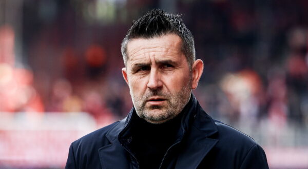epa11290429 Union Berlin coach Nenad Bjelica prior to the German Bundesliga soccer match between 1. FC Union Berlin and Bayern Munich in Berlin, Germany, 20 April 2024.  EPA/FILIP SINGER CONDITIONS - ATTENTION: The DFL regulations prohibit any use of photographs as image sequences and/or quasi-video.