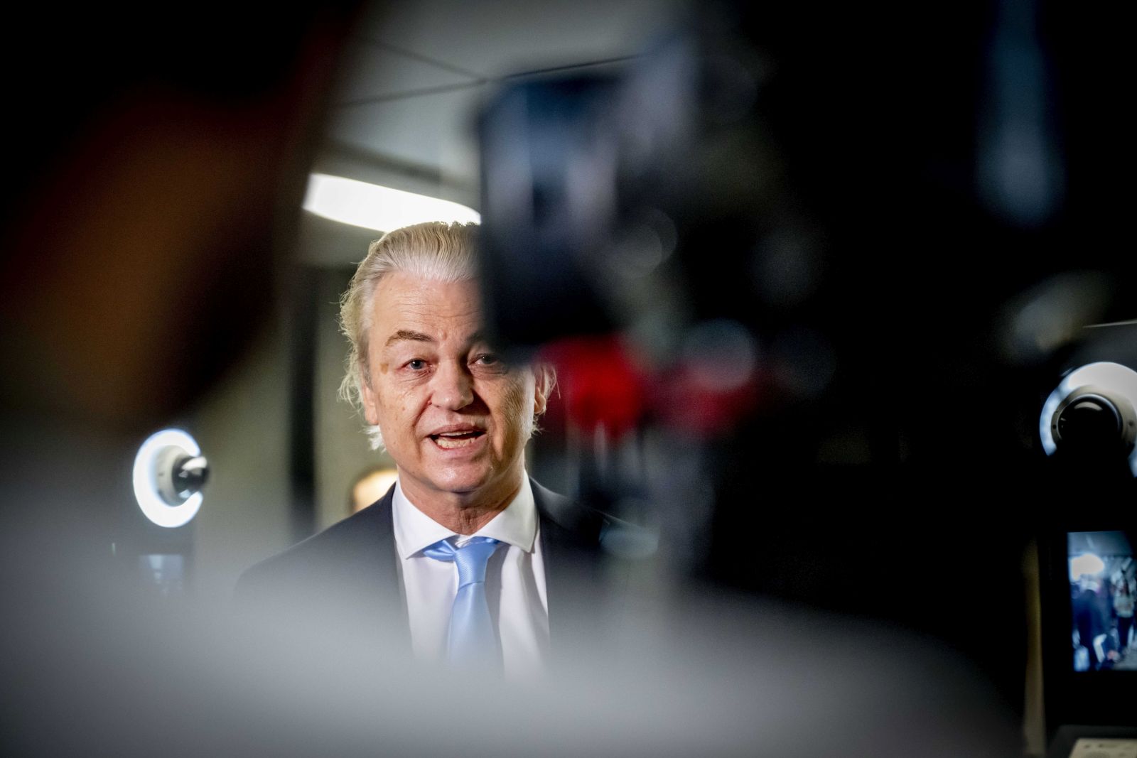 epa11327763 Geert Wilders of the Party for Freedom (PVV) arrives for another round of talks on government formation, The Hague, Netherlands, 08 May 2024. Informants receive representatives of PVV, VVD, NSC and BBB for talks to reach an agreement on forming the new government which must be in place by the deadline of 15 May.  EPA/ROBIN UTRECHT