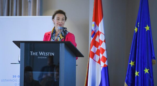 01.12.2022., Zagreb - Predsjednik Vlade Andrej Plenkovic sudjelovao je na Medjunarodnom znanstveno-strucnom skupu "Prvih dvadeset godina Ustavnog zakona o pravima nacionalnih manjina". Marija Pejcinovic Buric. Photo: Josip Regovic/PIXSELL